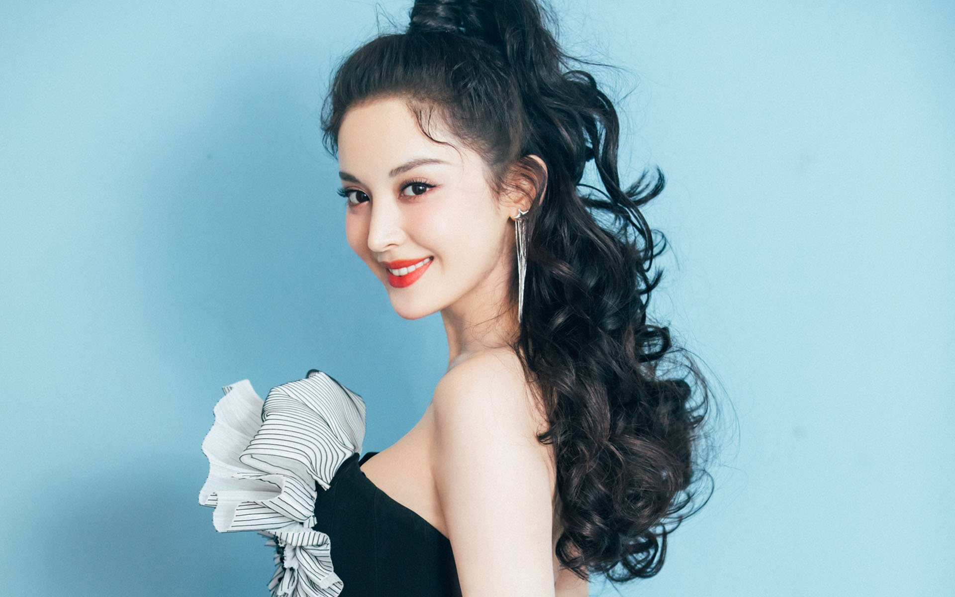 黑暗骑士降临,马克西在欧冠半决赛化身唯一救世主